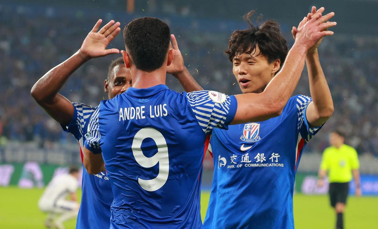 中亚俱乐部 中亚俱乐部