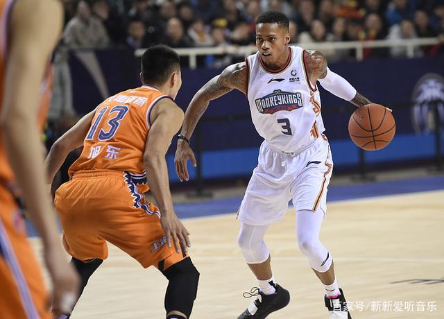 球队备战纠纷暗潮涌动,新的变数出现 球队备战纠纷暗潮涌动,新的变数出现