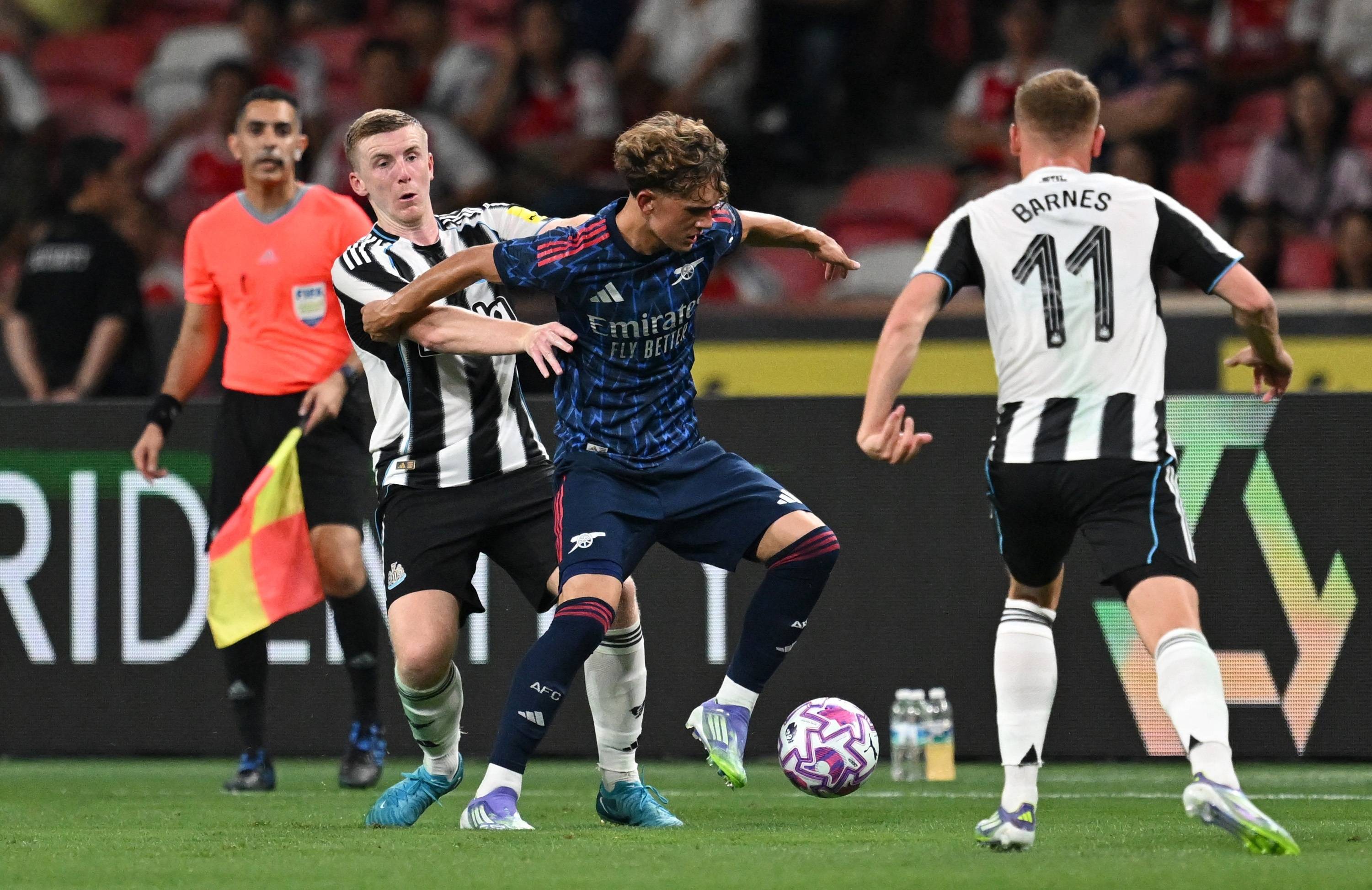 阿森纳主场失利，争夺欧冠资格前景黯淡的简单介绍