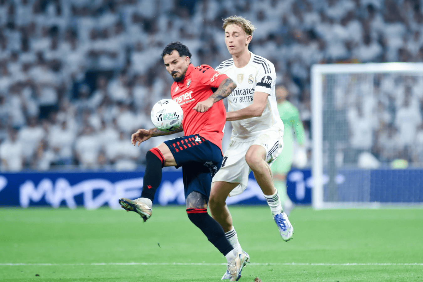 包含奥萨苏纳成功逆转比分，赢得宝贵胜利的词条