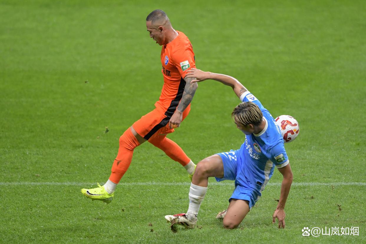 关于比赛中突发的情况：球队如何迎接挑战？的信息