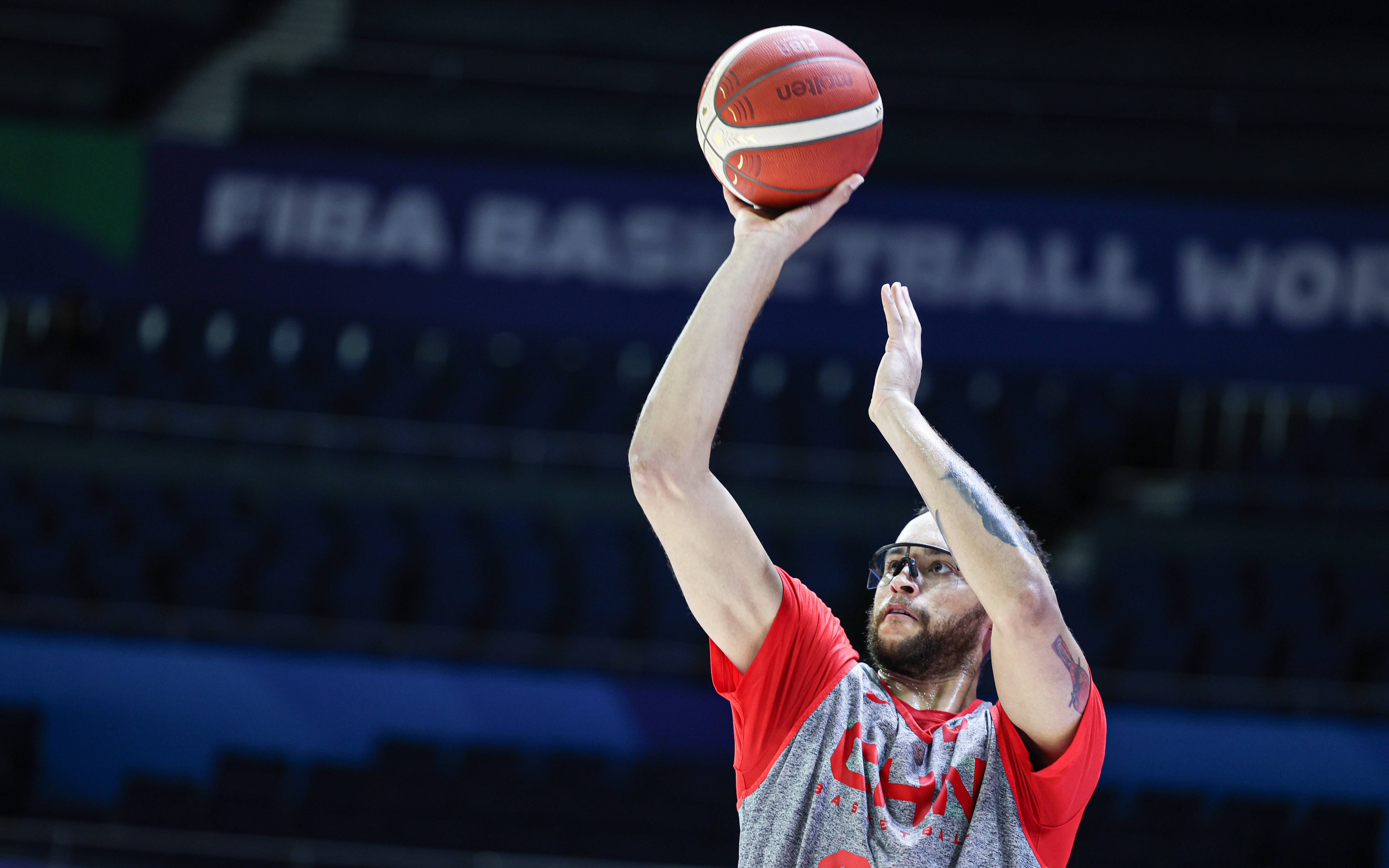 塞尔维亚队在篮球世界杯上展现强大实力(塞尔维亚队在篮球世界杯上展现强大实力吗)